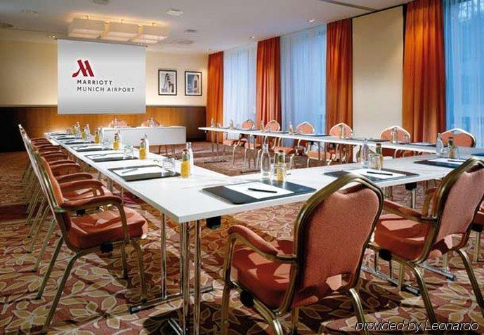 Munich Airport Marriott Hotel 4*