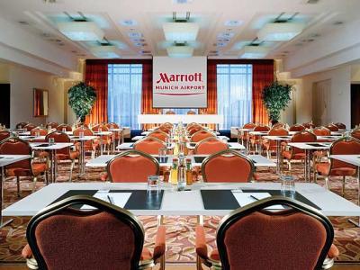 Munich Airport Marriott Hotel 4*