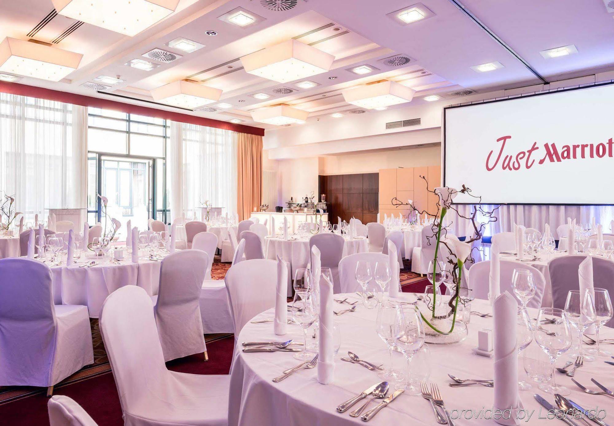 Munich Airport Marriott Hotel 4*